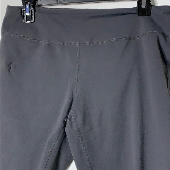 Zella Crop Leggings - Picture 2 of 8